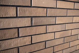 Кирпич облицовочный полнотелый Коричневый Риф Керма премиум клинкер